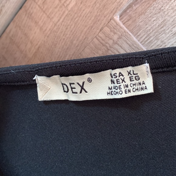 Black dress with embroidered roses. Size XL - Picture 3 of 5